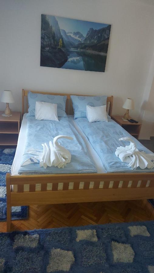 Apartments Zegarac House Korenica Kültér fotó